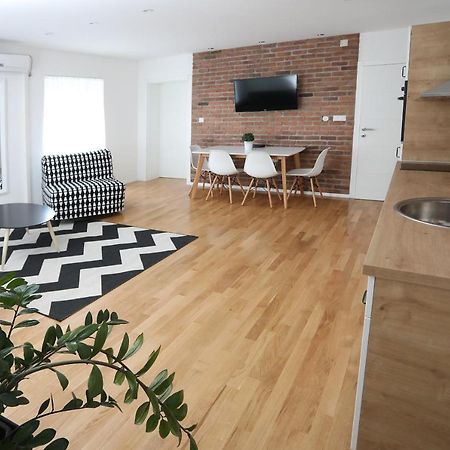 אוסילק Home Apartmani I Sobe מראה חיצוני תמונה