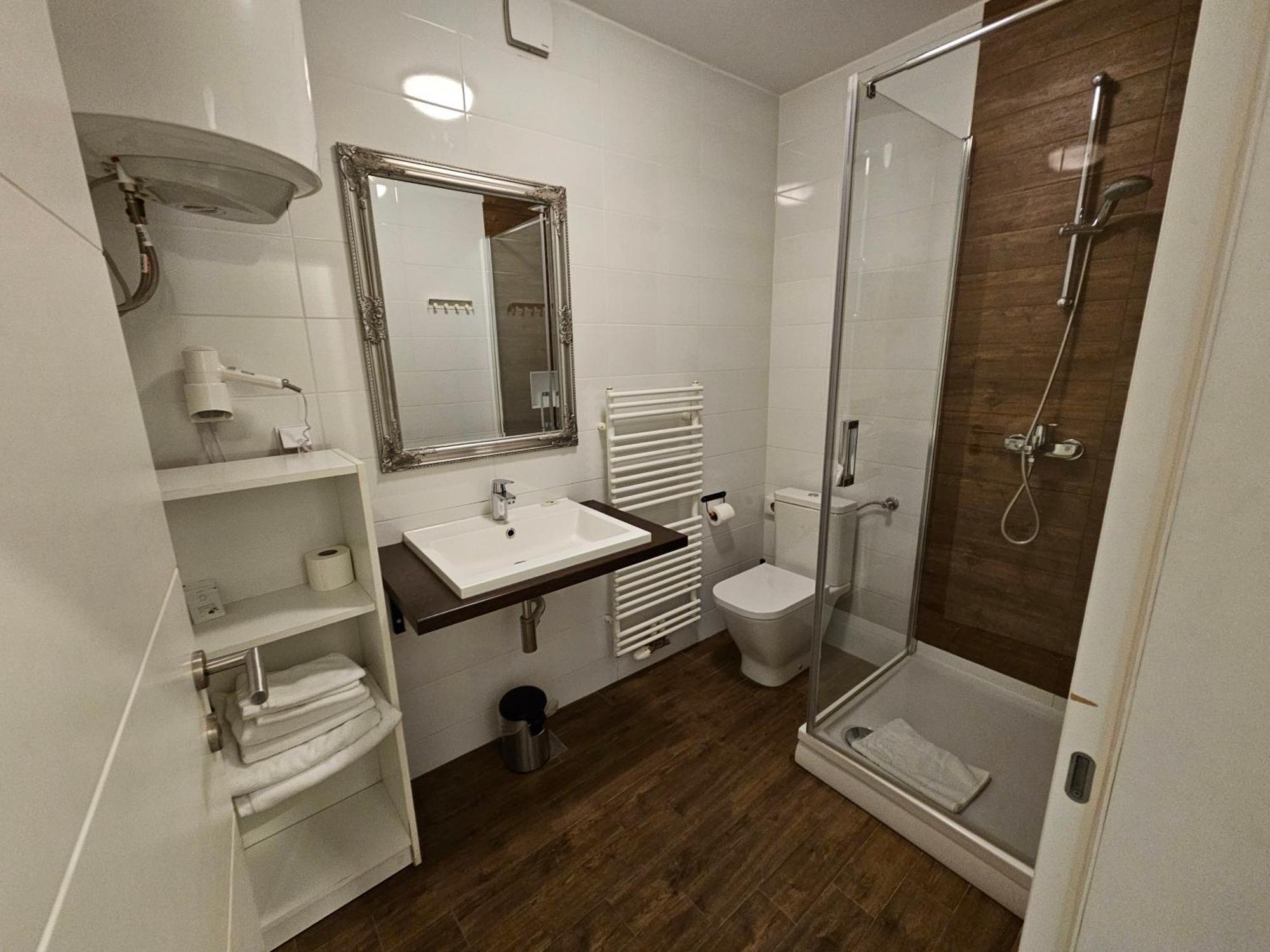 אוסילק Home Apartmani I Sobe מראה חיצוני תמונה