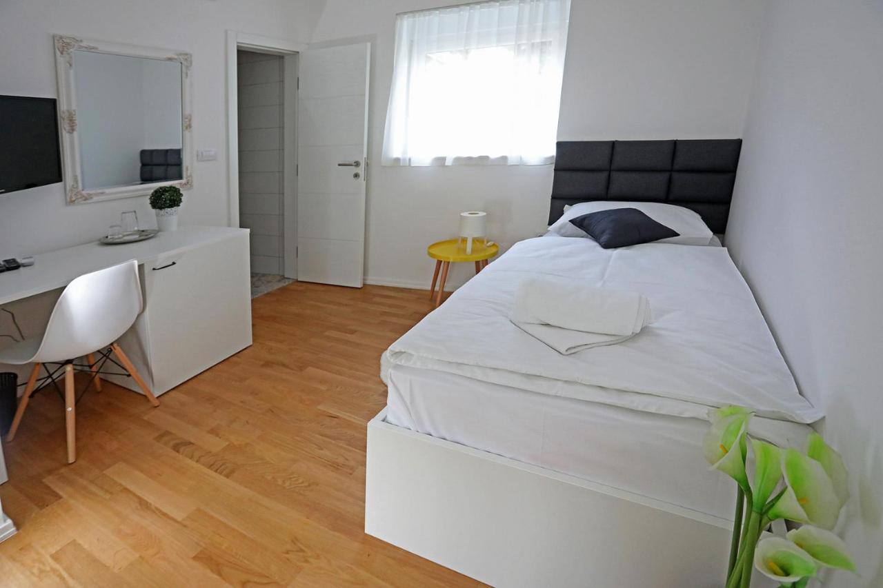 אוסילק Home Apartmani I Sobe מראה חיצוני תמונה