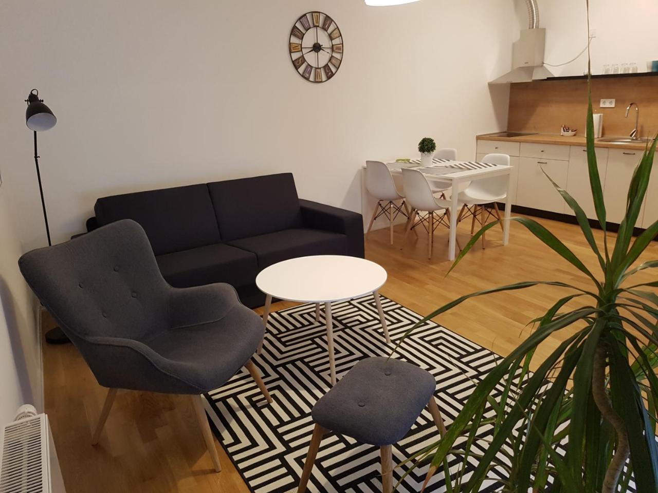 אוסילק Home Apartmani I Sobe מראה חיצוני תמונה